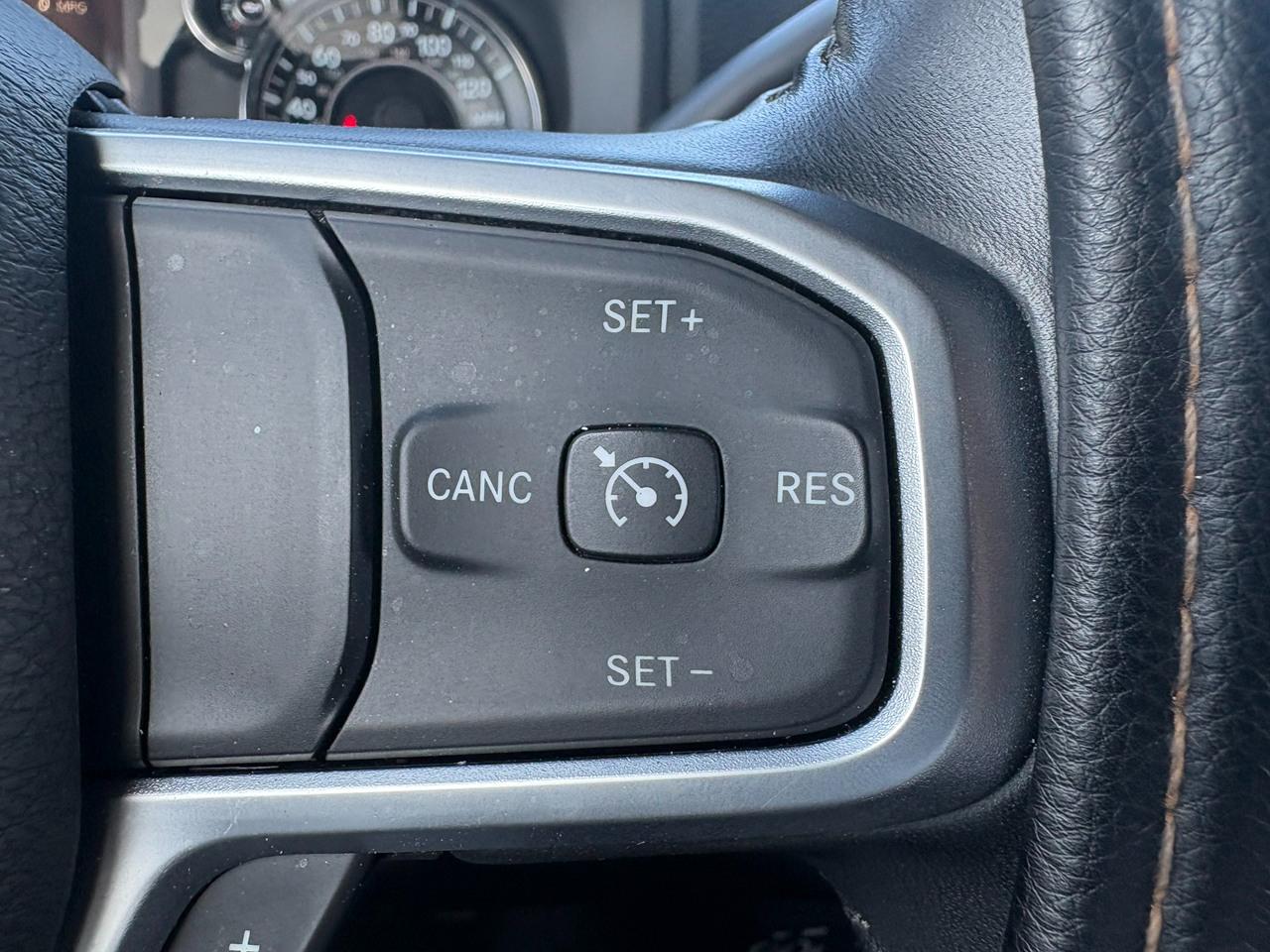 RAM 3500 Big Horn Crew Cab LWB 4WD DRW 2024