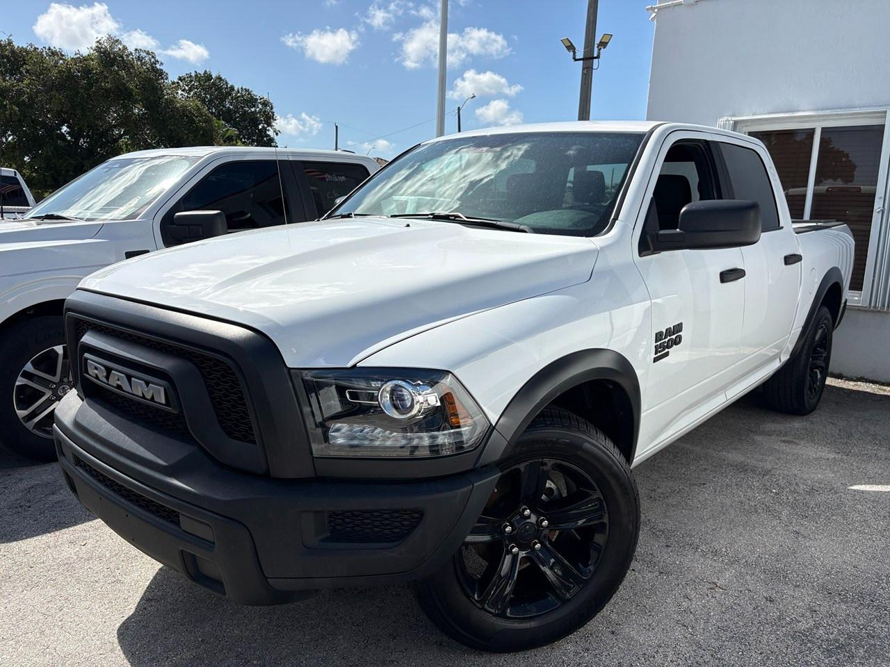 RAM 1500 Classic Tradesman Crew Cab SWB 2WD 2024