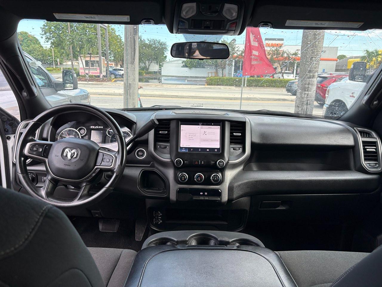 RAM 3500 Tradesman Crew Cab 4WD DRW 2024