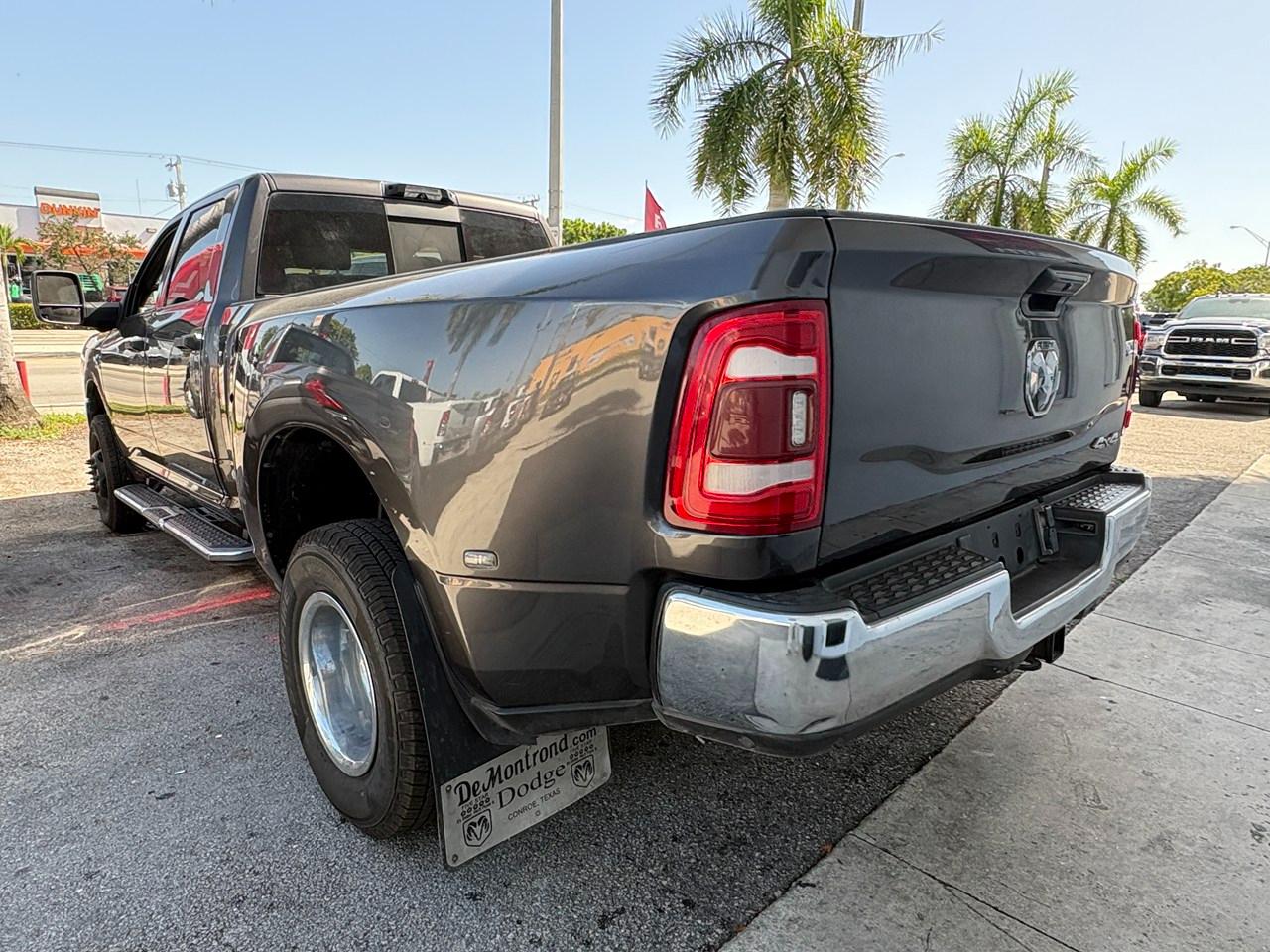 RAM 3500 Tradesman Crew Cab 4WD DRW 2024