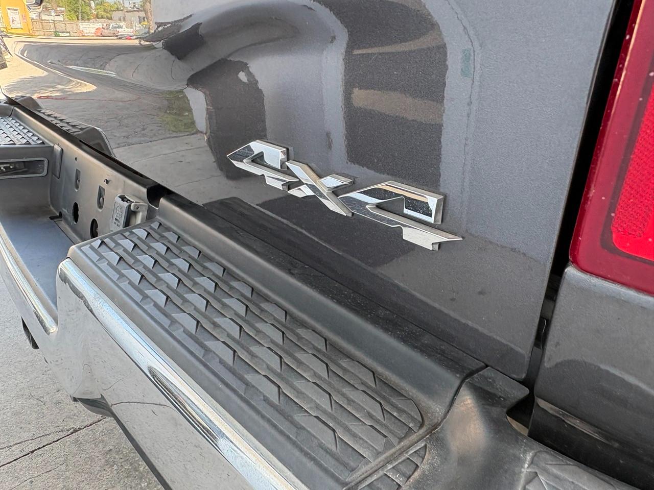 RAM 3500 Tradesman Crew Cab 4WD DRW 2024