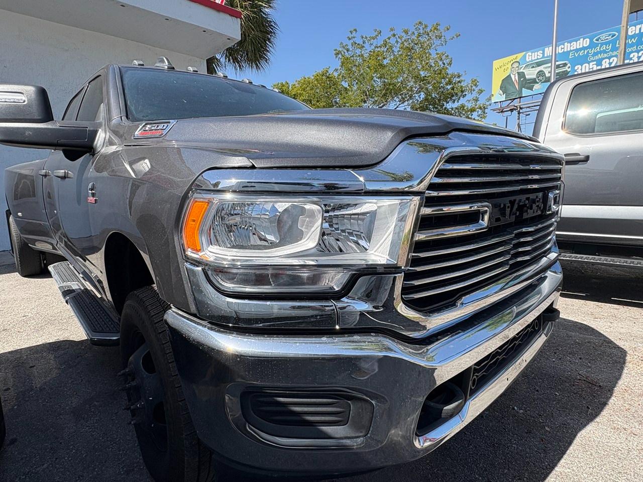 RAM 3500 Tradesman Crew Cab 4WD DRW 2024