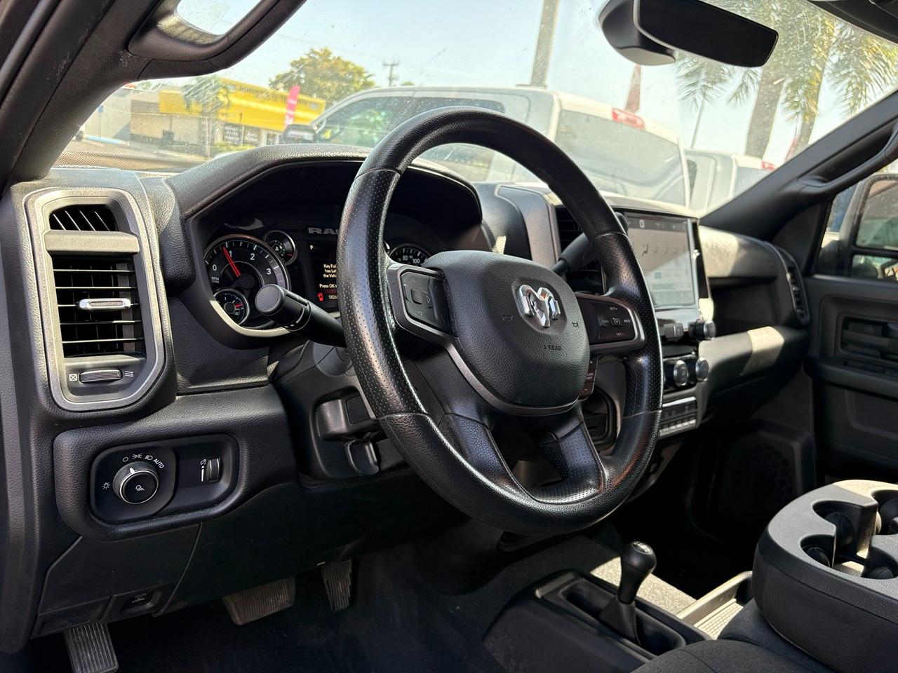 RAM 3500 Tradesman Crew Cab 4WD DRW 2024