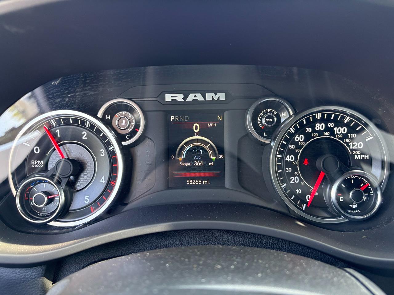 RAM 3500 Tradesman Crew Cab 4WD DRW 2024