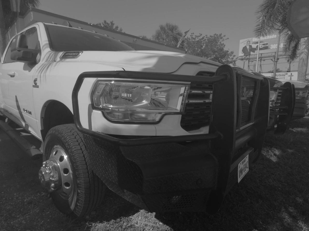 RAM 3500 Big Horn Crew Cab LWB 4WD DRW 2023