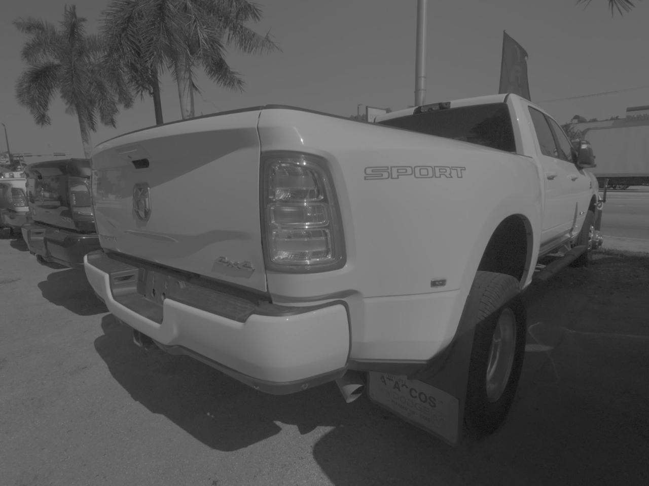 RAM 3500 Big Horn Crew Cab LWB 4WD DRW 2023