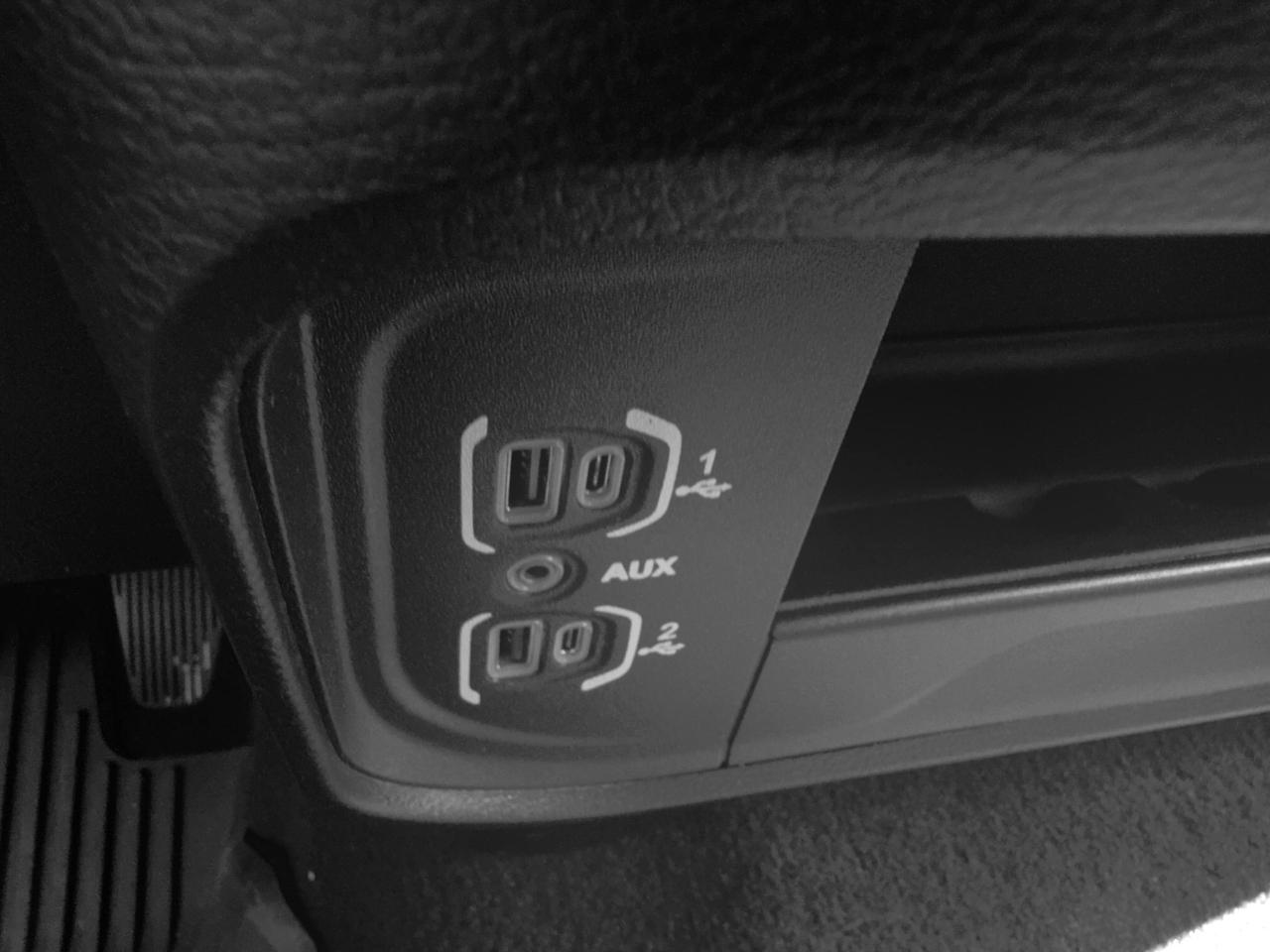 RAM 3500 Big Horn Crew Cab LWB 4WD DRW 2023