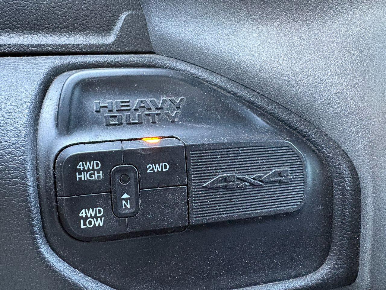 RAM 3500 Tradesman Crew Cab 4WD DRW 2024