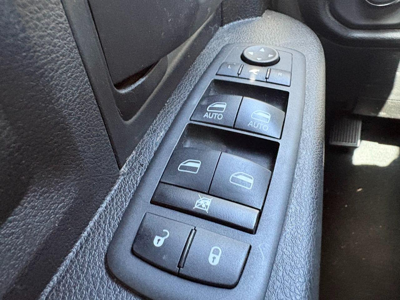RAM 3500 Tradesman Crew Cab 4WD DRW 2024