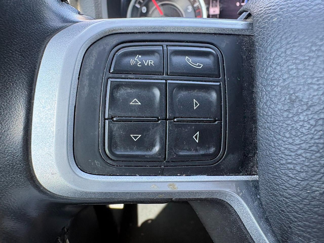 RAM 3500 Tradesman Crew Cab 4WD DRW 2022