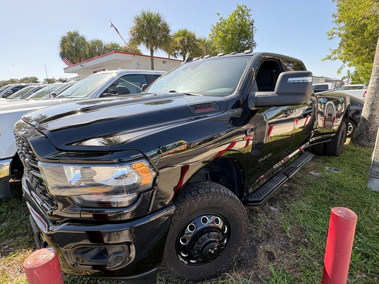 RAM 3500 Big Horn Crew Cab LWB 4WD DRW 2024
