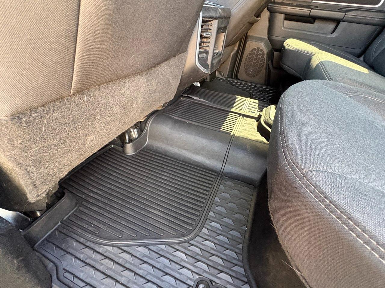 RAM 3500 Big Horn Crew Cab LWB 4WD DRW 2024