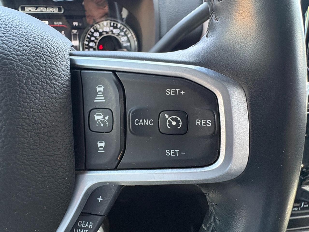 RAM 3500 Big Horn Crew Cab LWB 4WD DRW 2024