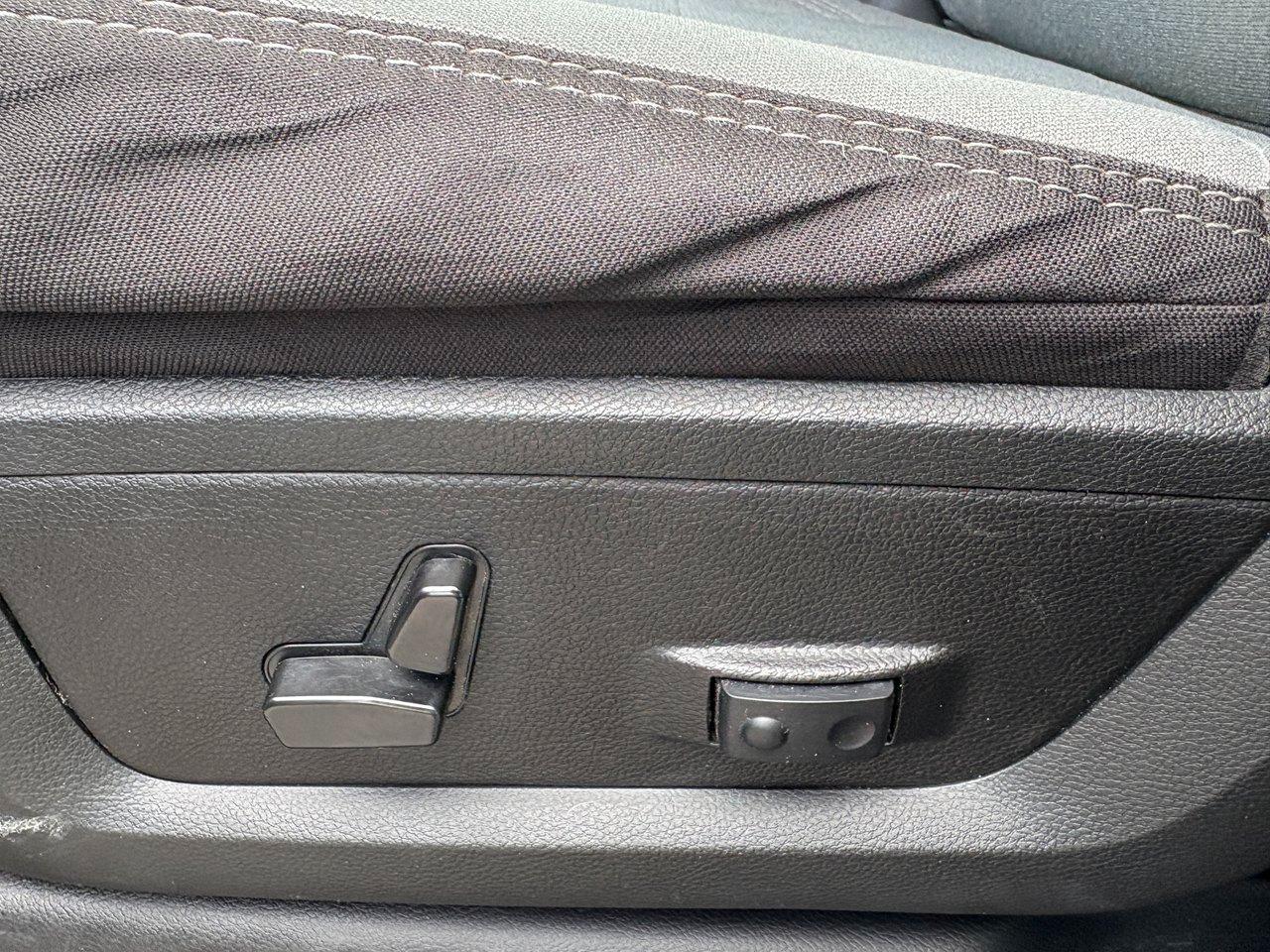 RAM 2500 Tradesman Crew Cab SWB 4WD 2024