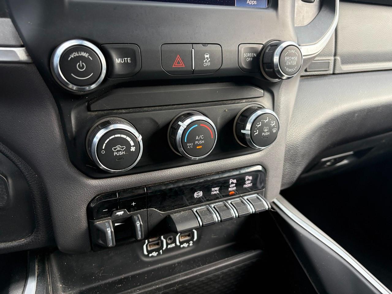 RAM 2500 Tradesman Crew Cab SWB 4WD 2024