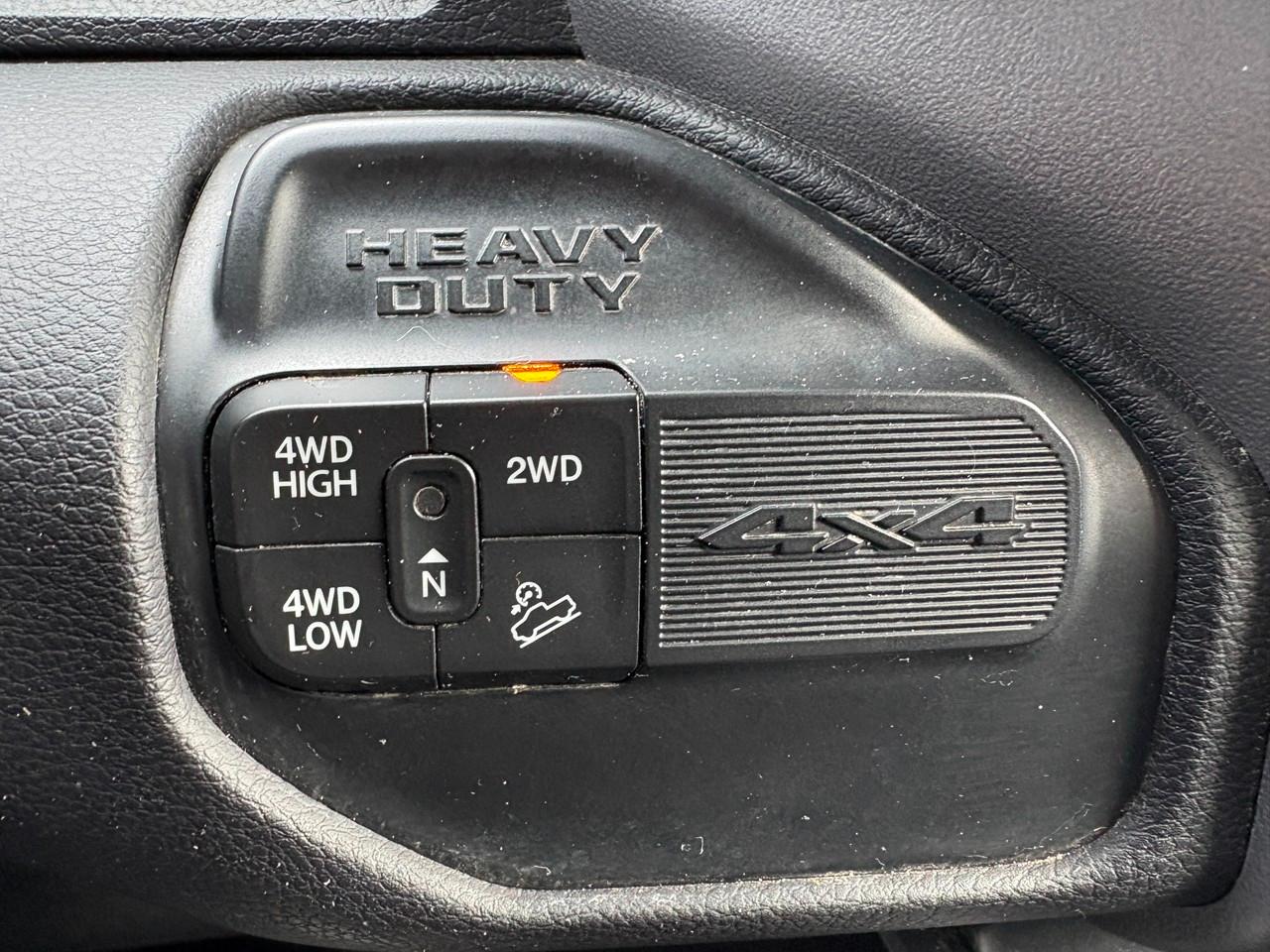 RAM 2500 Tradesman Crew Cab SWB 4WD 2024