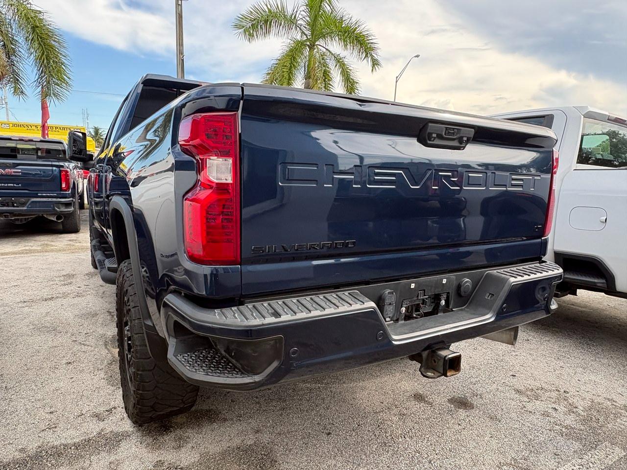 Chevrolet Silverado 2500HD LT Crew Cab Short Box 4WD 2022