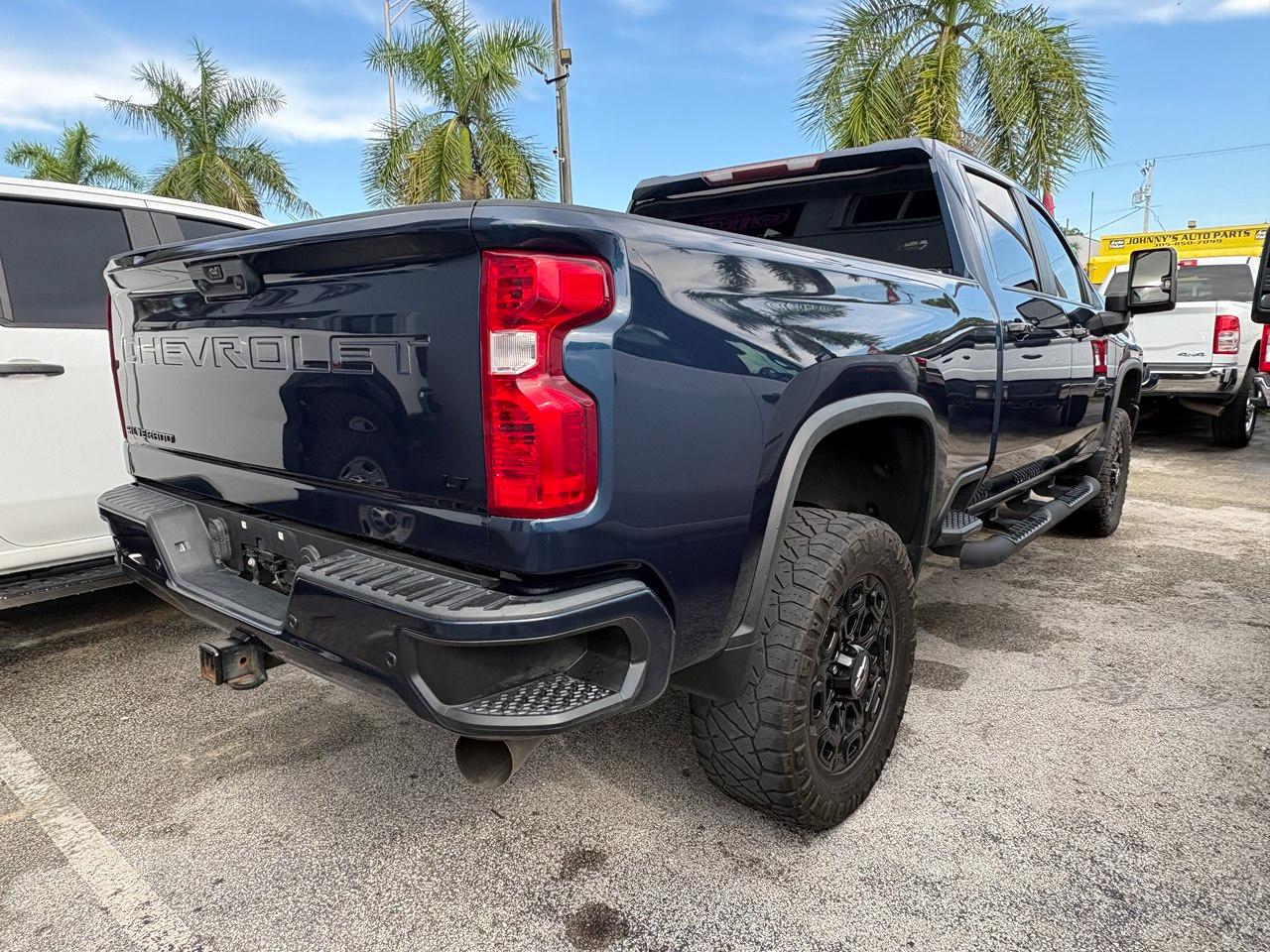 Chevrolet Silverado 2500HD LT Crew Cab Short Box 4WD 2022