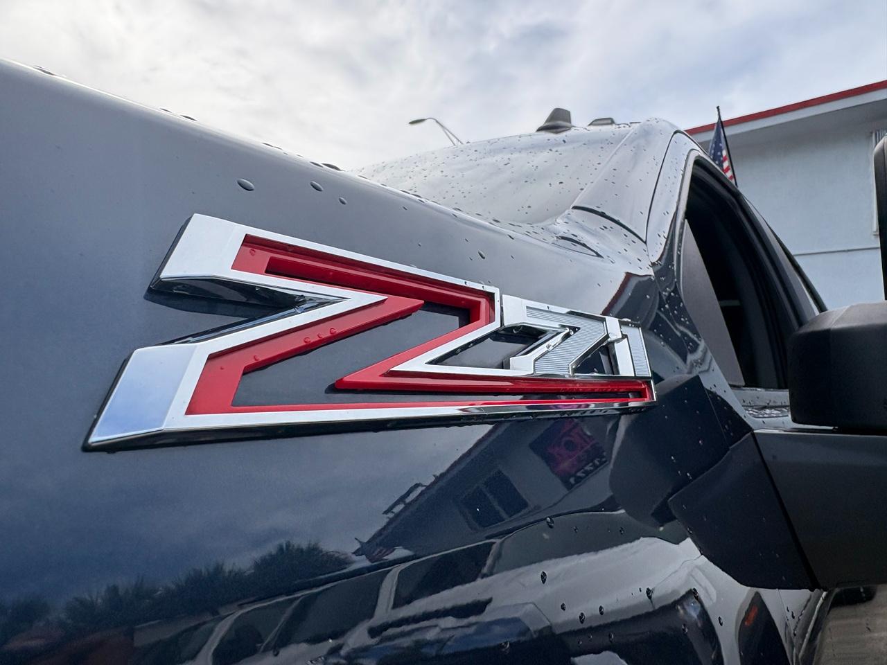 Chevrolet Silverado 2500HD LT Crew Cab Short Box 4WD 2022