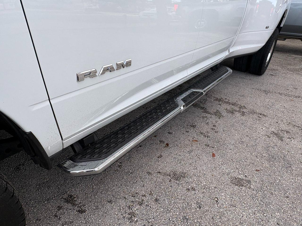 RAM 3500 Big Horn Crew Cab LWB 4WD DRW 2024
