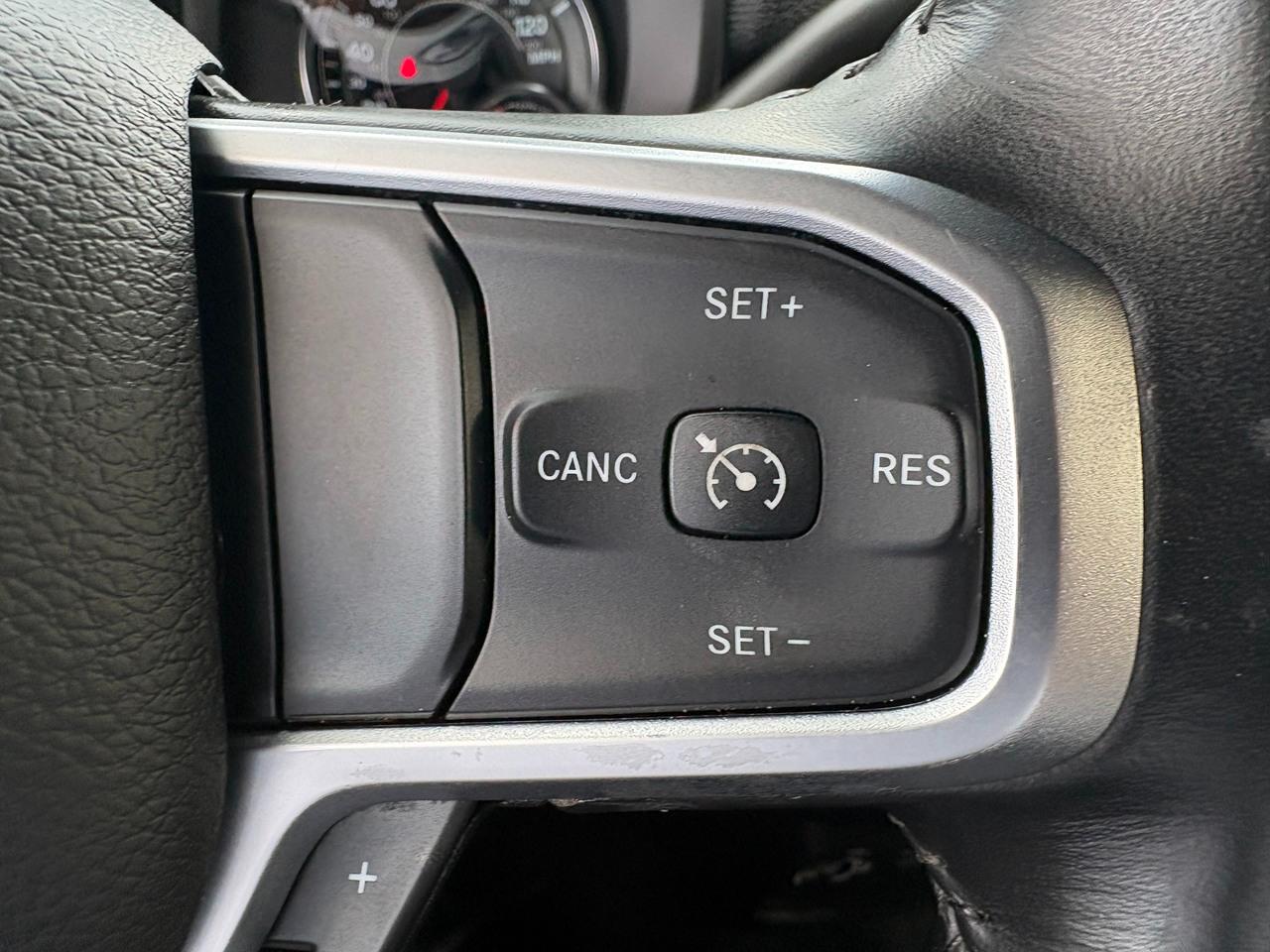 RAM 3500 Big Horn Crew Cab LWB 4WD DRW 2024