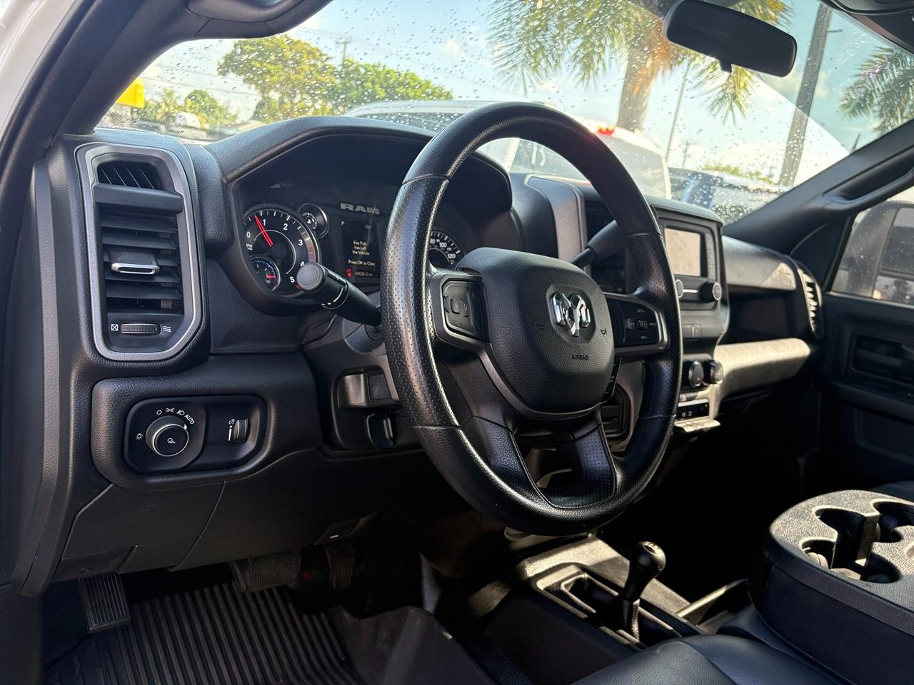 RAM 3500 Tradesman Crew Cab 4WD DRW 2024