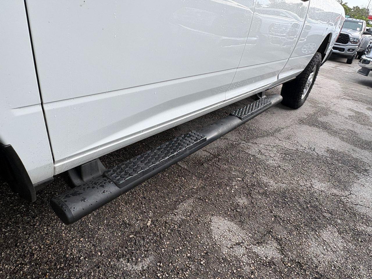 RAM 2500 Tradesman Crew Cab LWB 4WD 2024