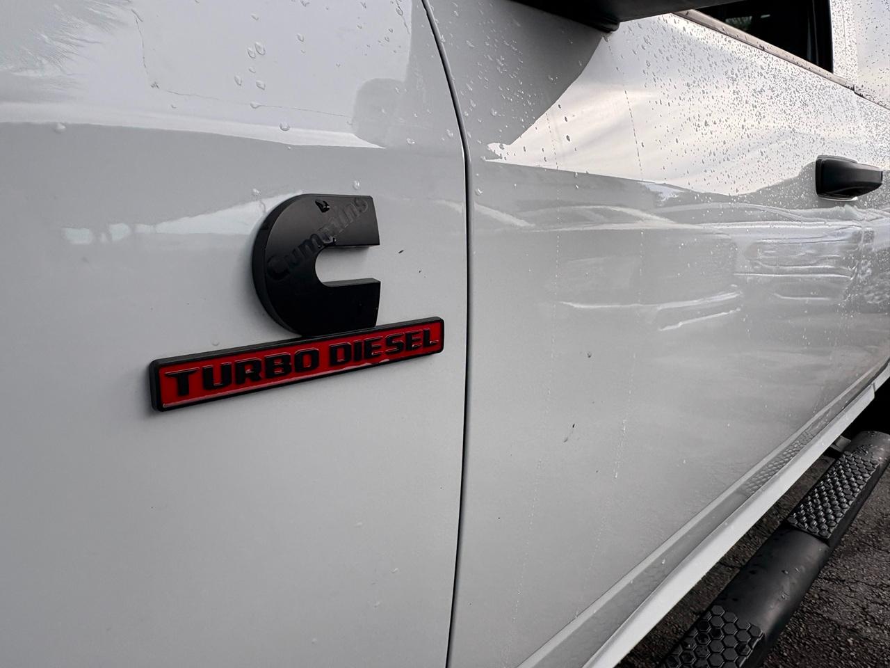 RAM 2500 Tradesman Crew Cab LWB 4WD 2024