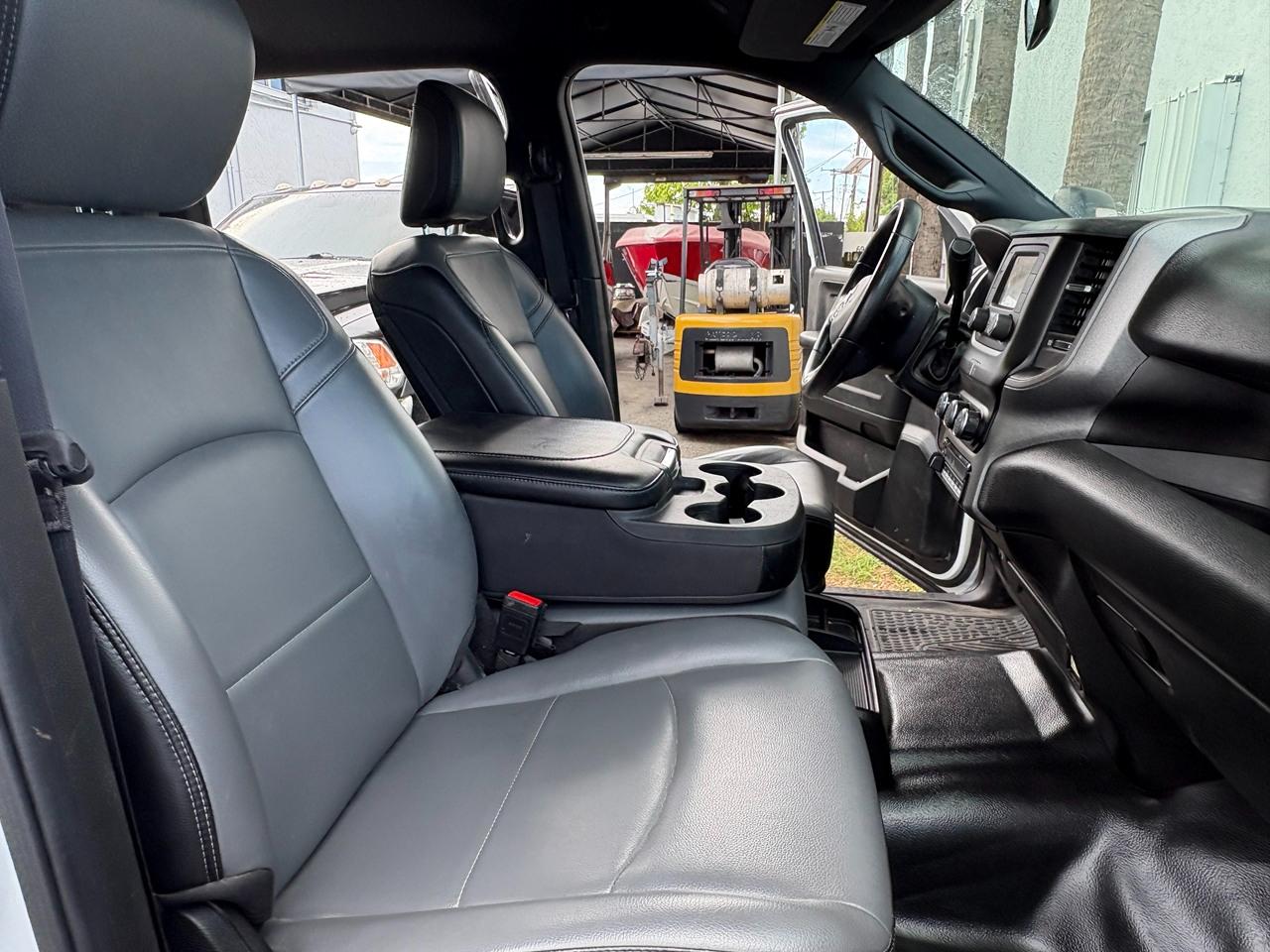 RAM 2500 Tradesman Crew Cab LWB 4WD 2024