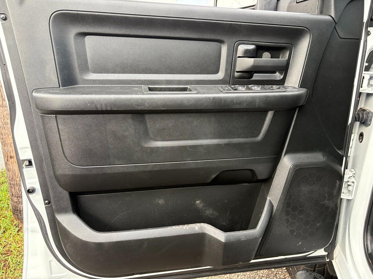 RAM 2500 Tradesman Crew Cab LWB 4WD 2024