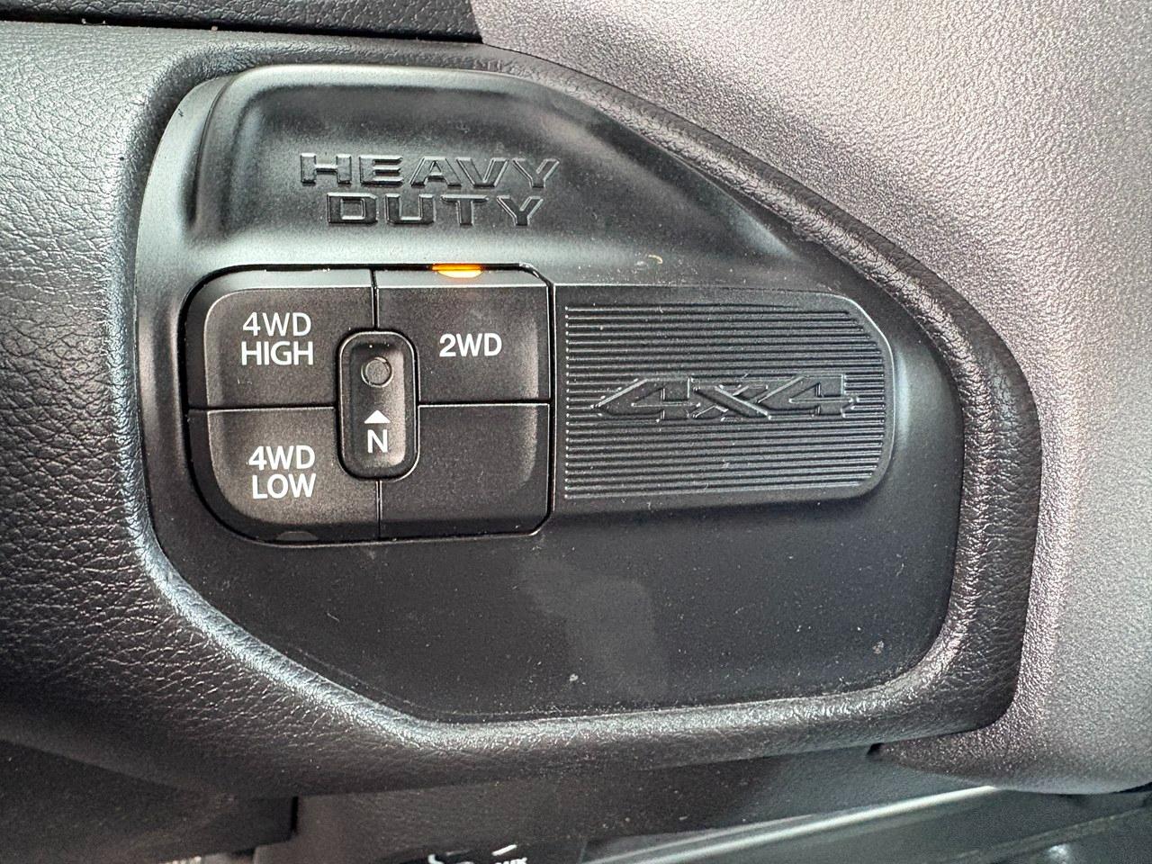 RAM 2500 Tradesman Crew Cab LWB 4WD 2024