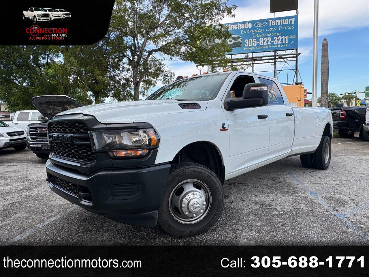 RAM 3500 Tradesman Crew Cab 4WD DRW 2024