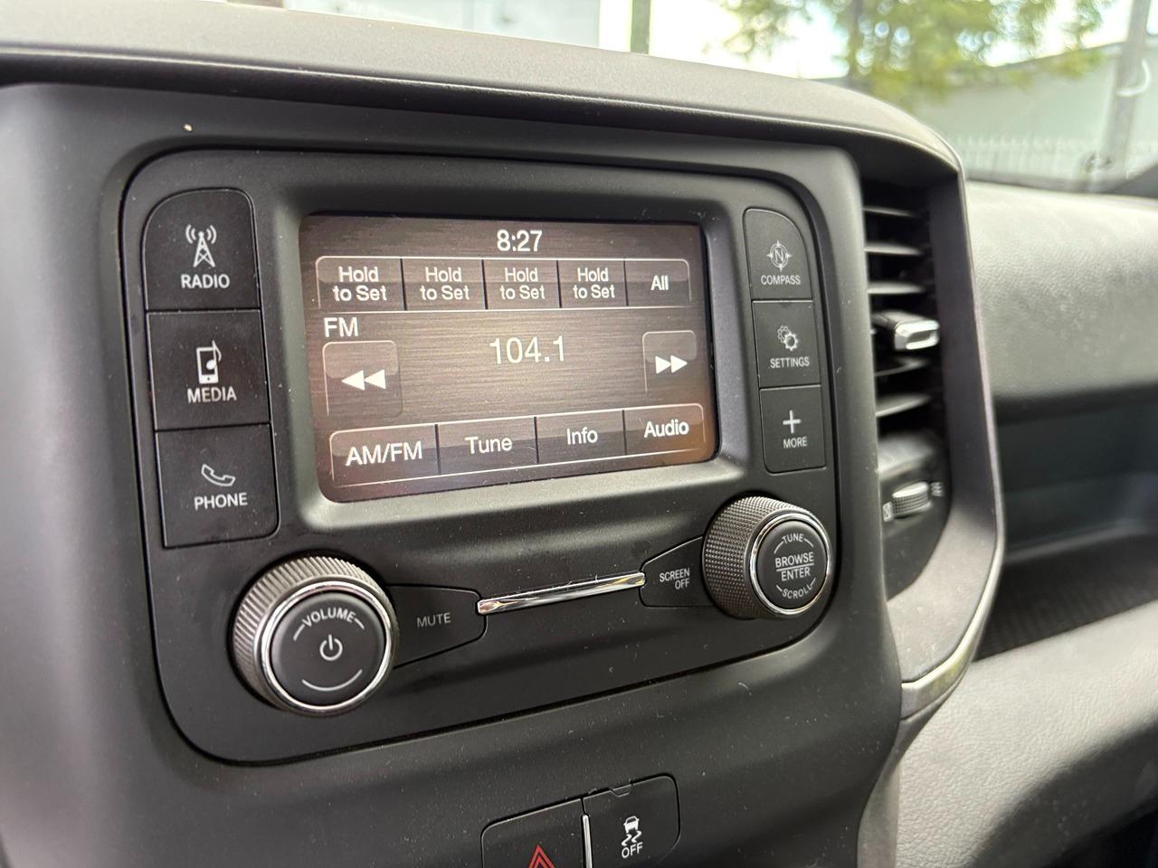 RAM 3500 Tradesman Crew Cab 4WD DRW 2024
