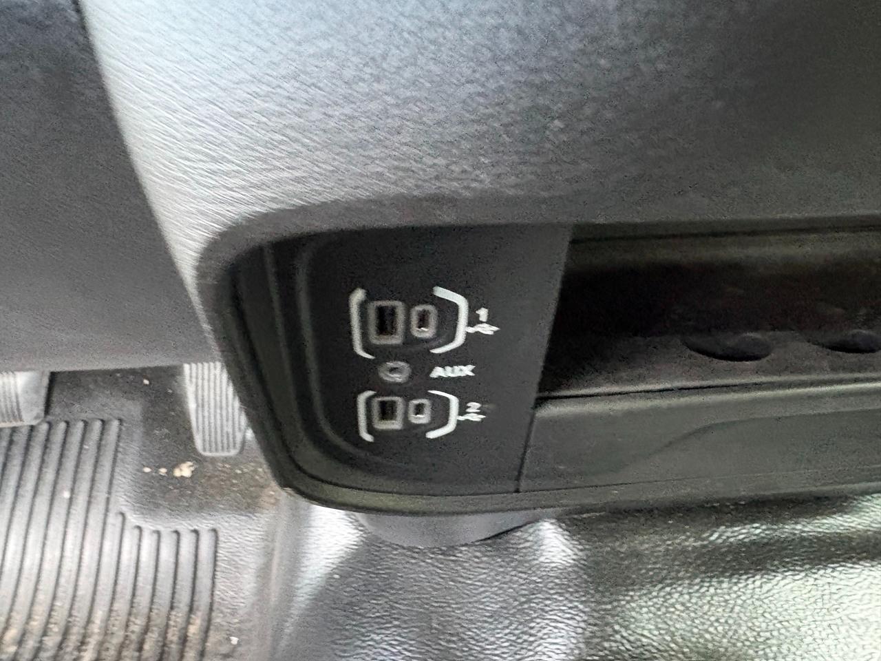 RAM 3500 Tradesman Crew Cab 4WD DRW 2024