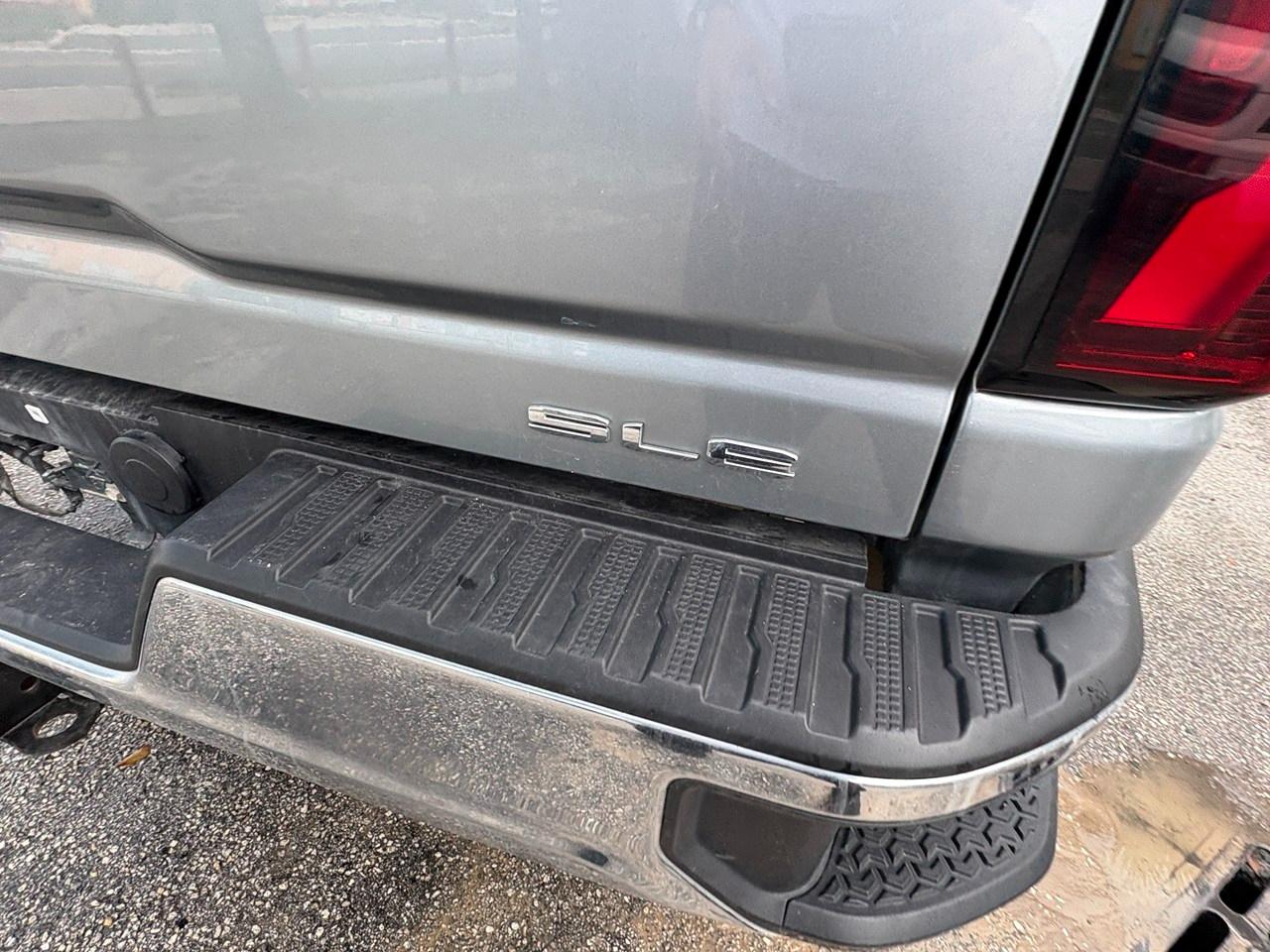 GMC Sierra 3500HD SLE Crew Cab 4WD 2024