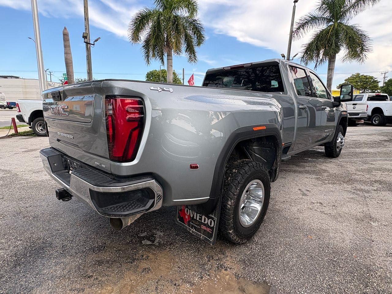 GMC Sierra 3500HD SLE Crew Cab 4WD 2024