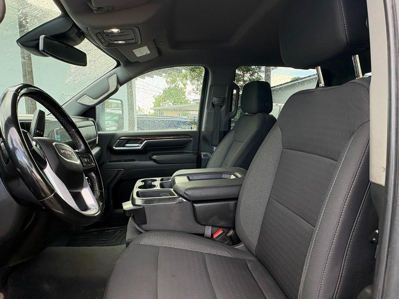 GMC Sierra 3500HD SLE Crew Cab 4WD 2024