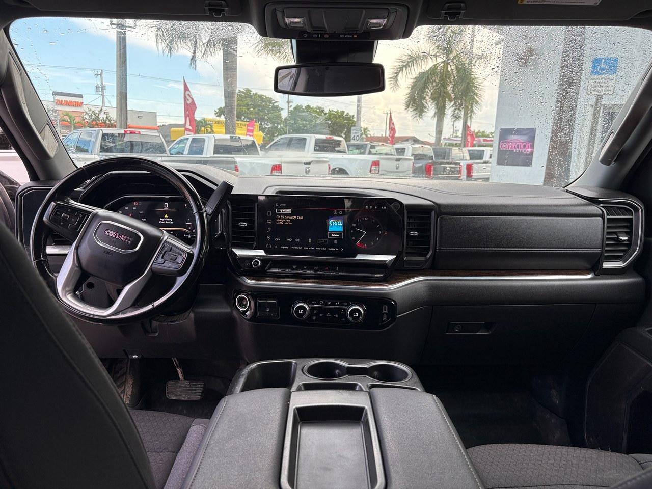 GMC Sierra 3500HD SLE Crew Cab 4WD 2024