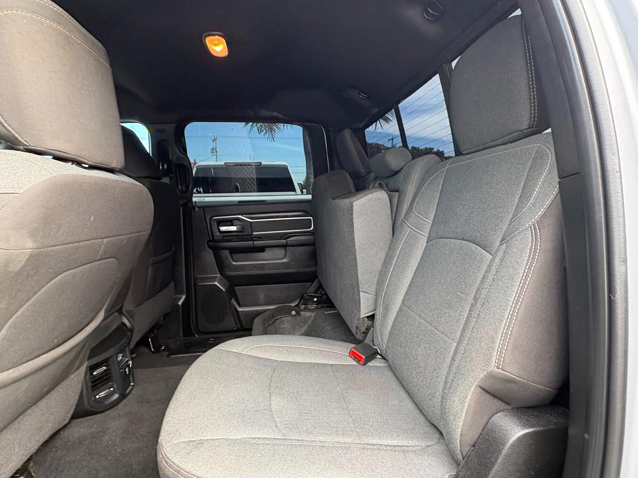 RAM 3500 Big Horn Crew Cab LWB 4WD DRW 2023