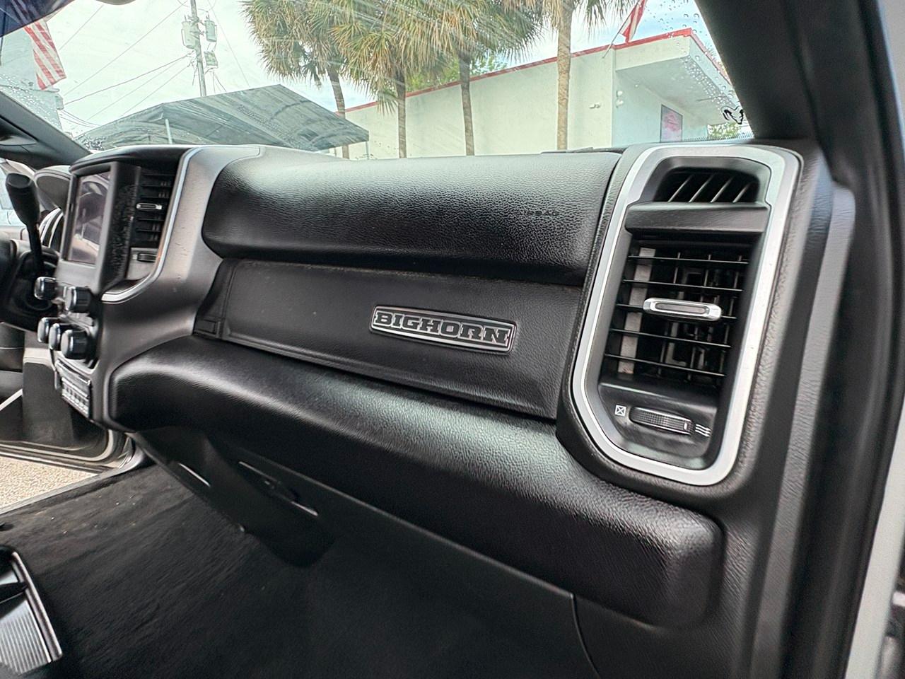 RAM 3500 Big Horn Crew Cab LWB 4WD DRW 2023