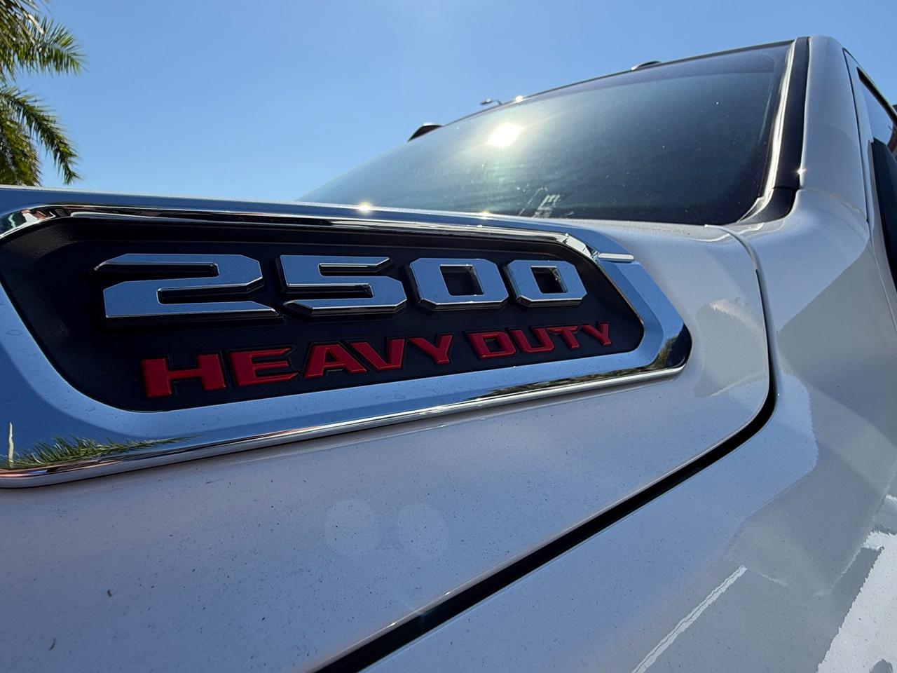 RAM 2500 Tradesman Crew Cab SWB 4WD 2024