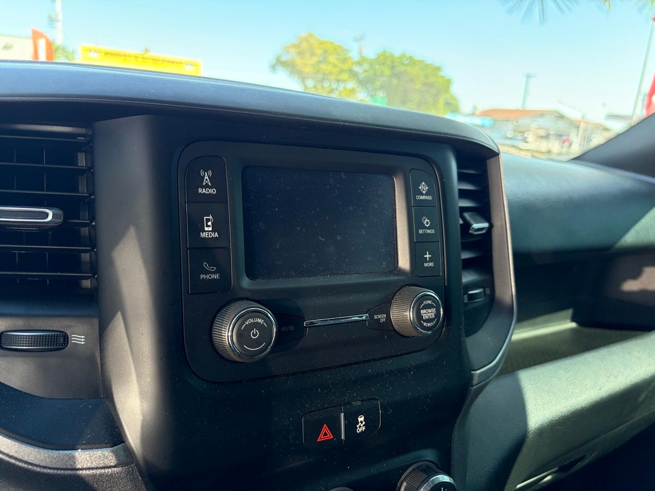 RAM 2500 Tradesman Crew Cab SWB 4WD 2024