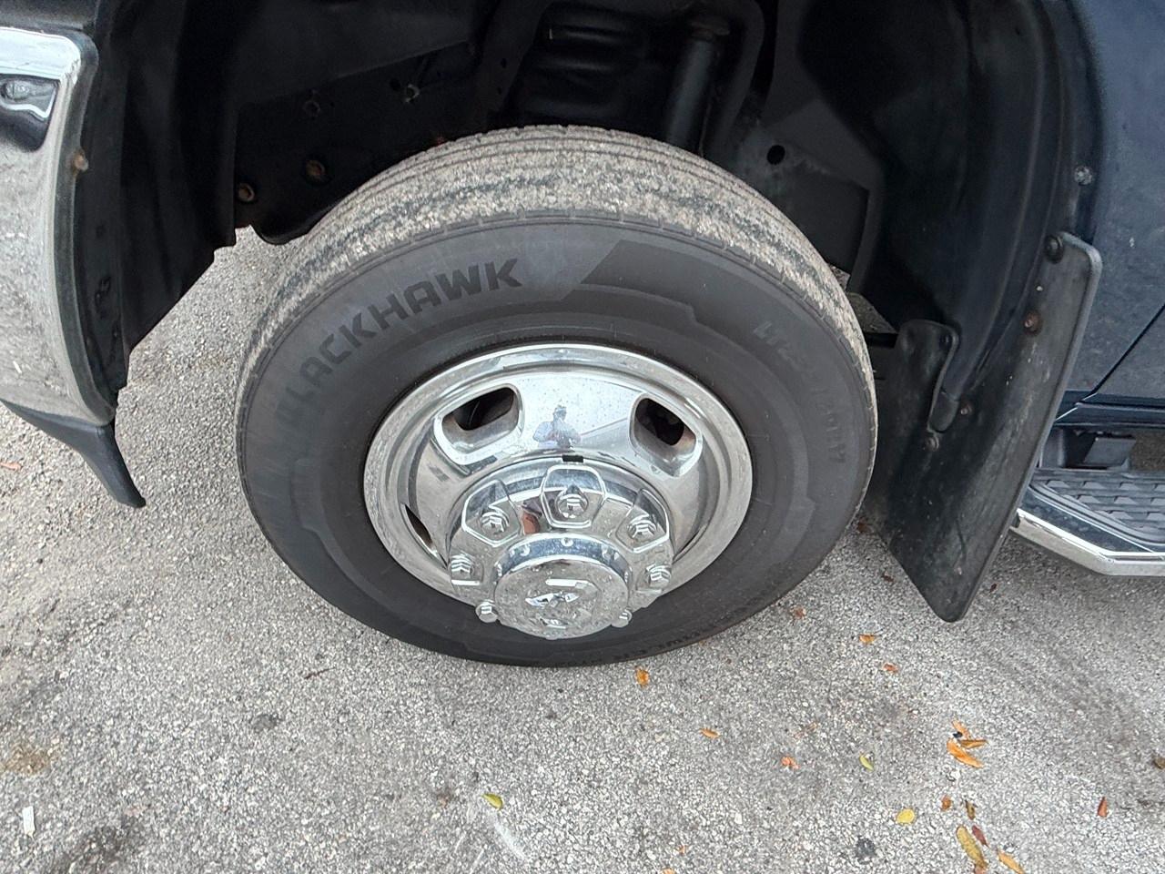 RAM 3500 Tradesman Crew Cab 4WD DRW 2021