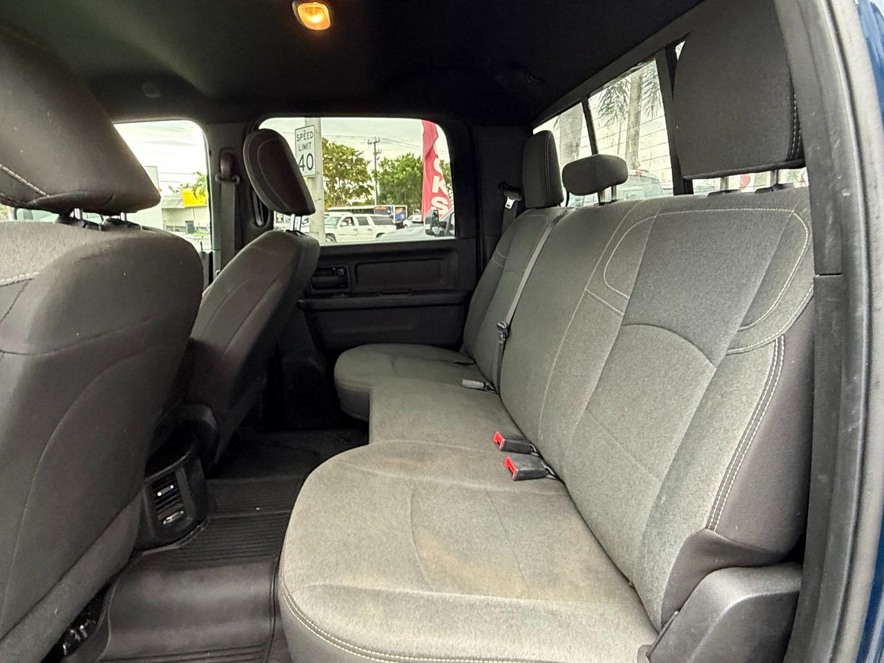 RAM 3500 Tradesman Crew Cab 4WD DRW 2021