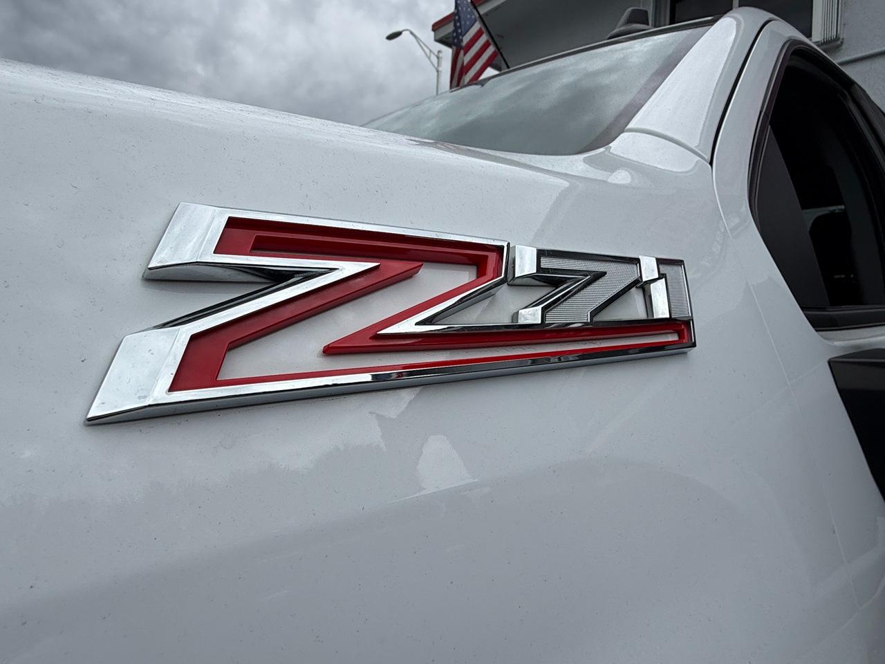 Chevrolet Silverado 2500HD LT Crew Cab Short Box 4WD 2024