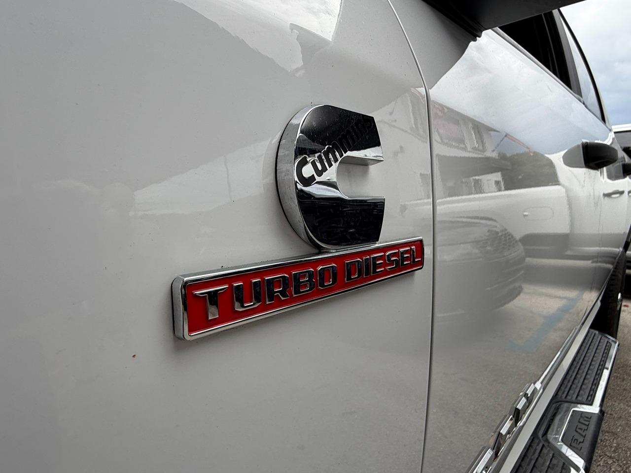 RAM 2500 Tradesman Crew Cab SWB 4WD 2024