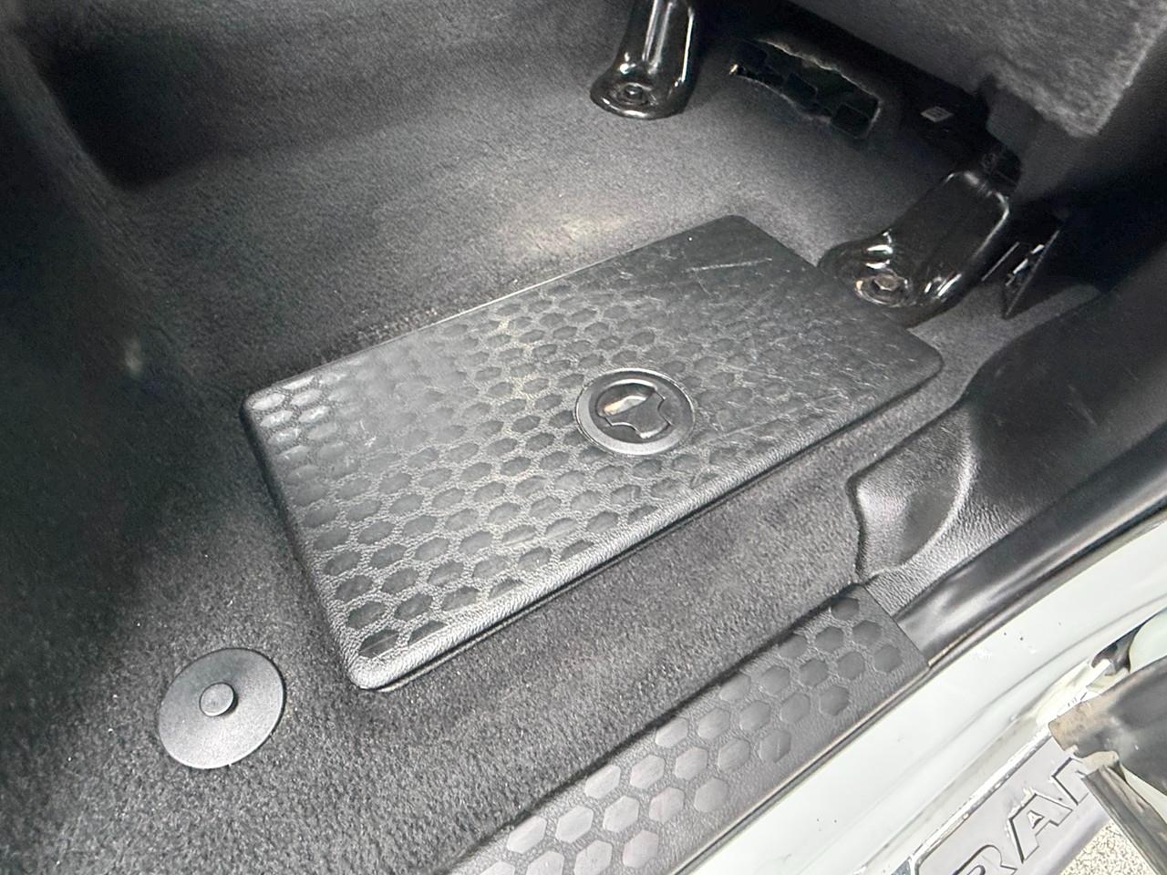 RAM 2500 Tradesman Crew Cab SWB 4WD 2024