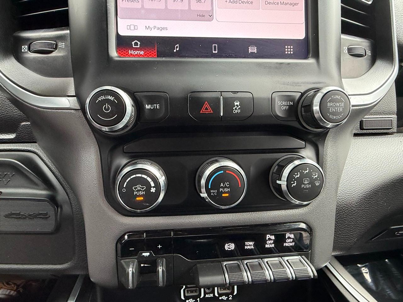 RAM 2500 Tradesman Crew Cab SWB 4WD 2024