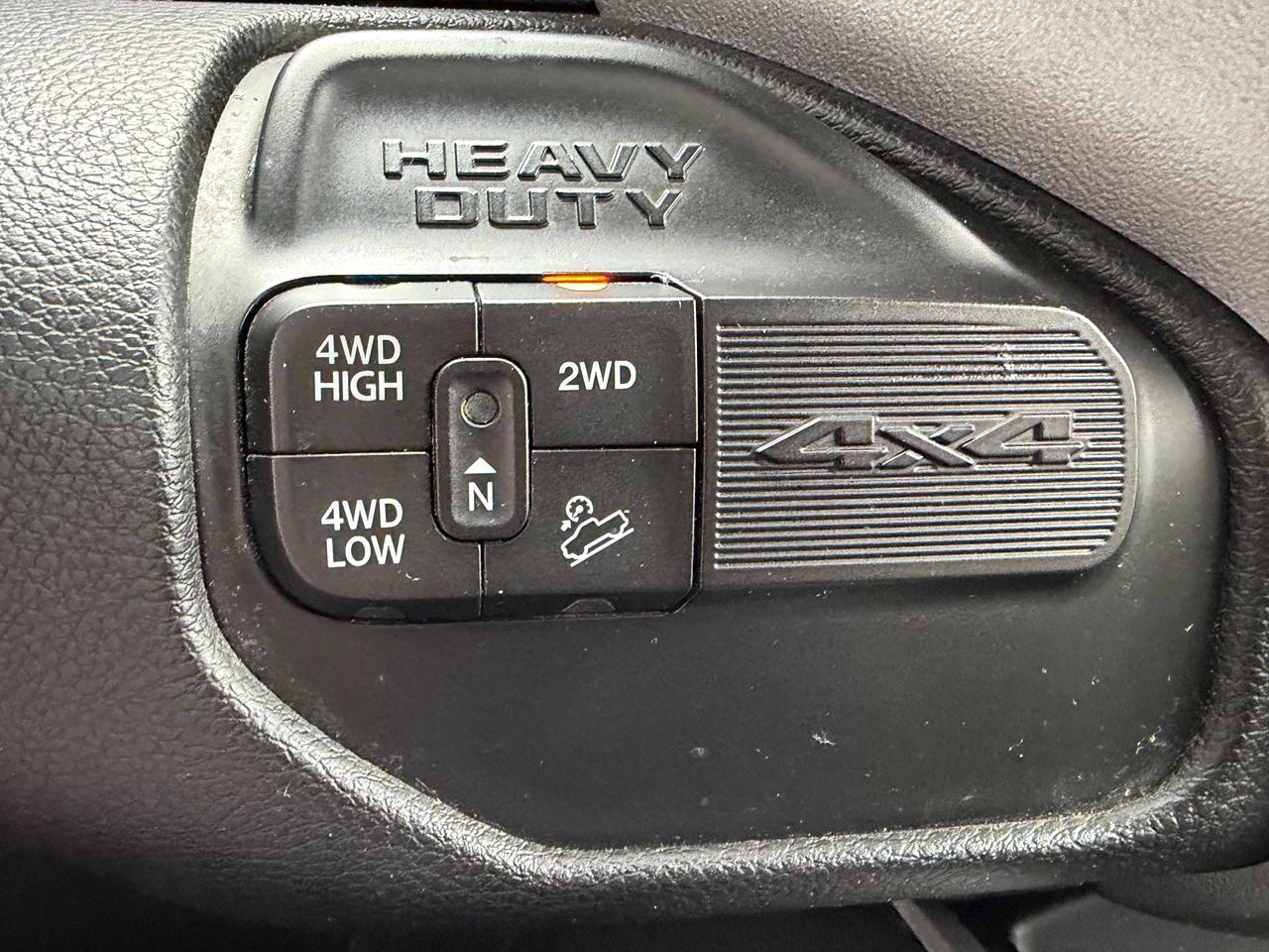 RAM 2500 Tradesman Crew Cab SWB 4WD 2024