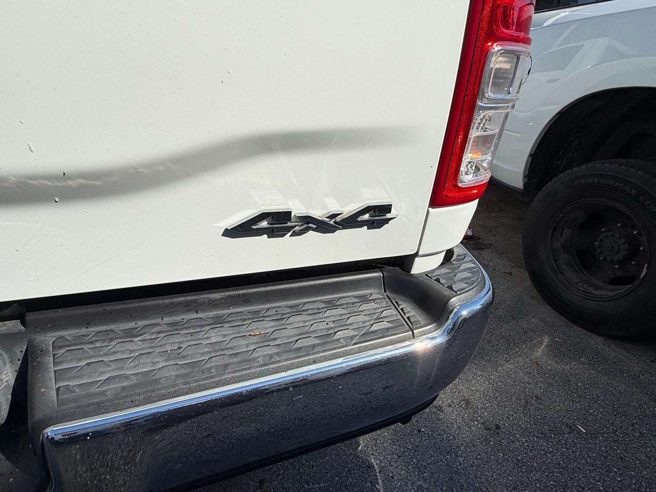 RAM 2500 Tradesman Crew Cab SWB 4WD 2024